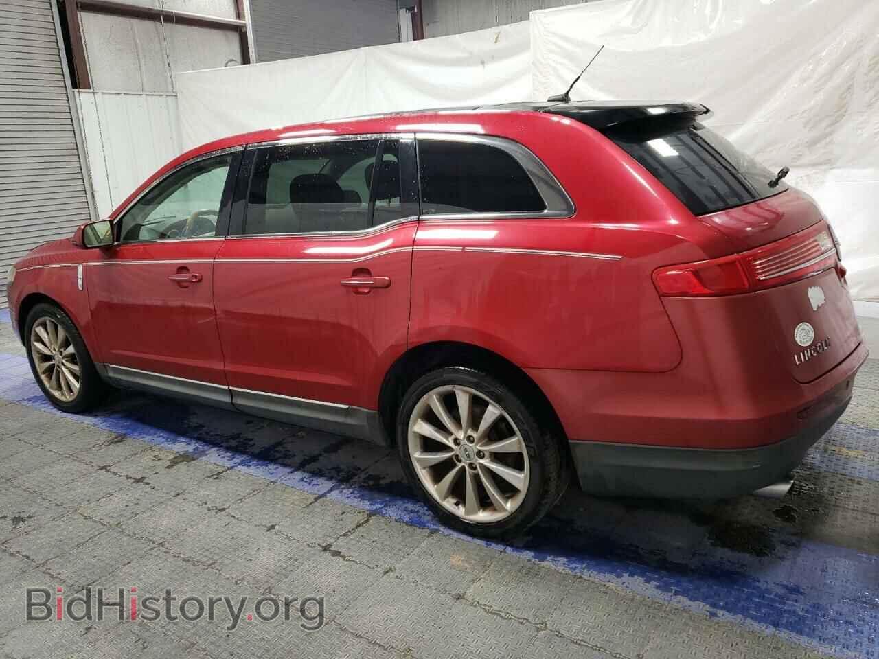 2012 LINCOLN MKT - VIN: 2LMHJ5AT1CBL53923 - Фото 2
