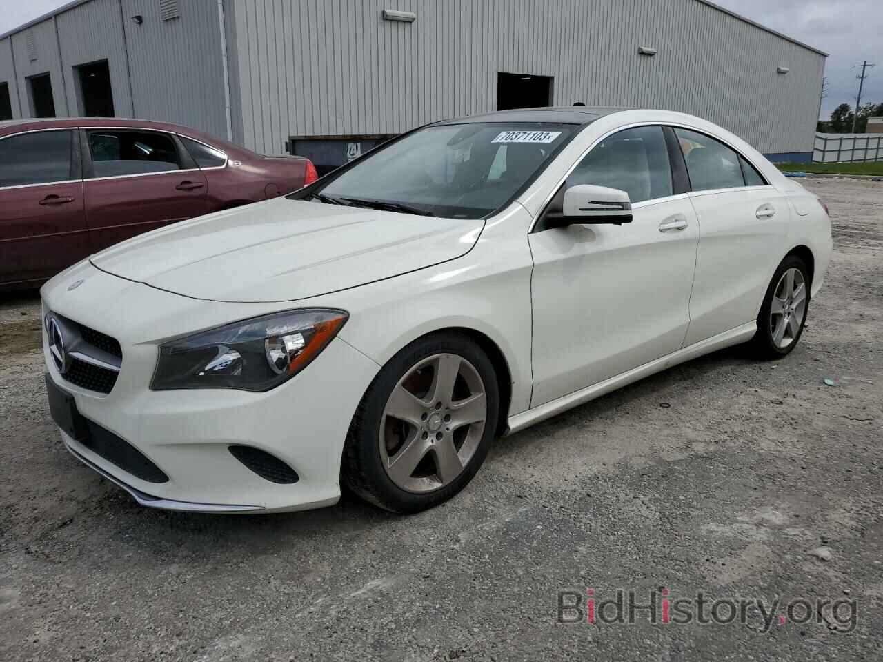 Photo WDDSJ4GB5HN457279 - MERCEDES-BENZ CLA-CLASS 2017