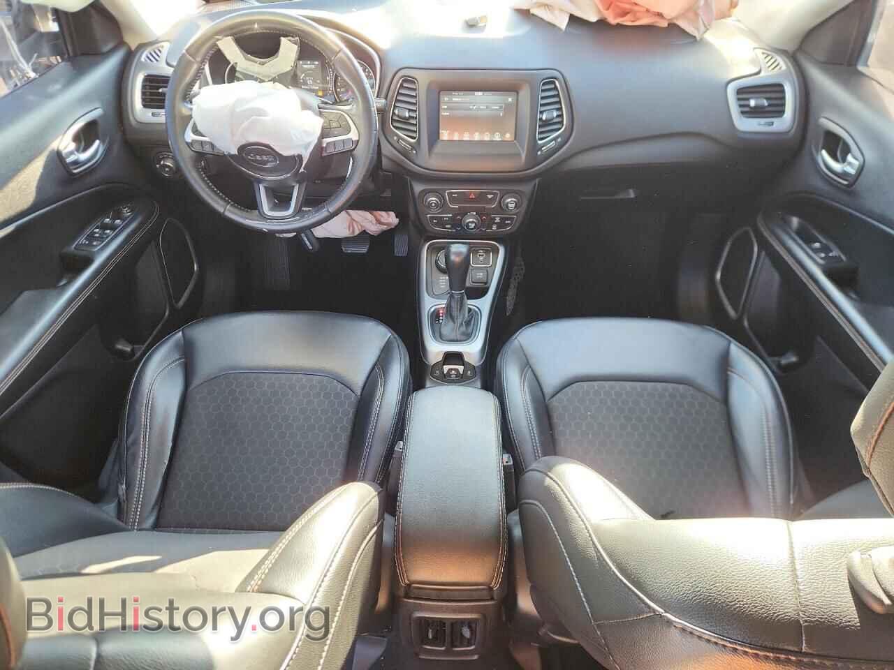 2019 JEEP COMPASS - VIN: 3C4NJDBB4KT813159 - Фото 8