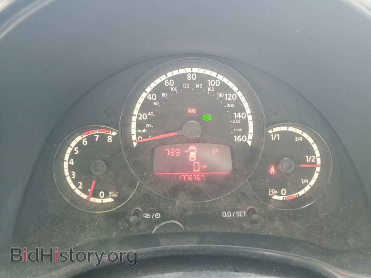 2014 VOLKSWAGEN BEETLE - VIN: 3VWFP7AT2EM604478 - Фото 9