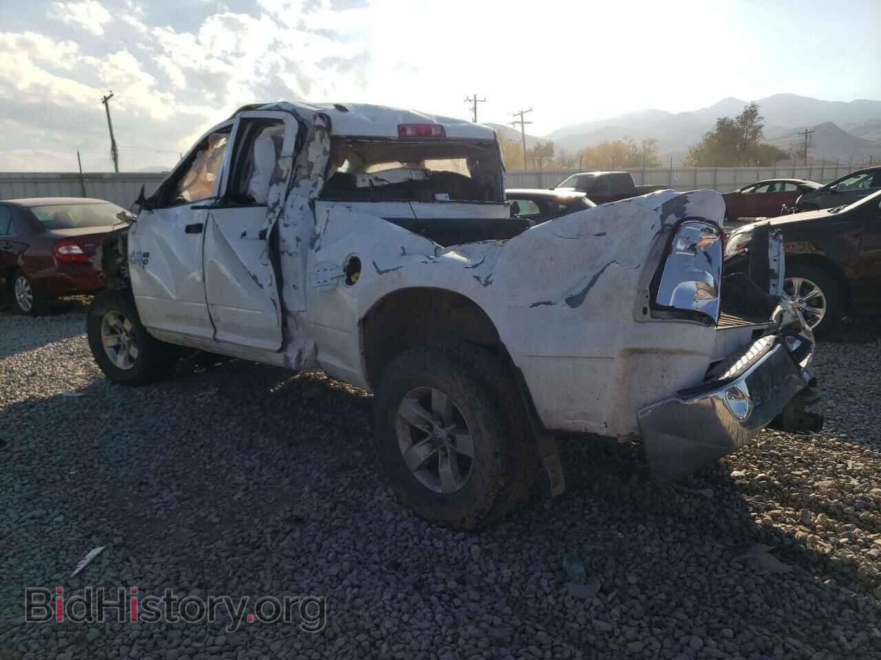 2017 RAM 1500 - VIN: 1C6RR7FG1HS509838 - Photo 2