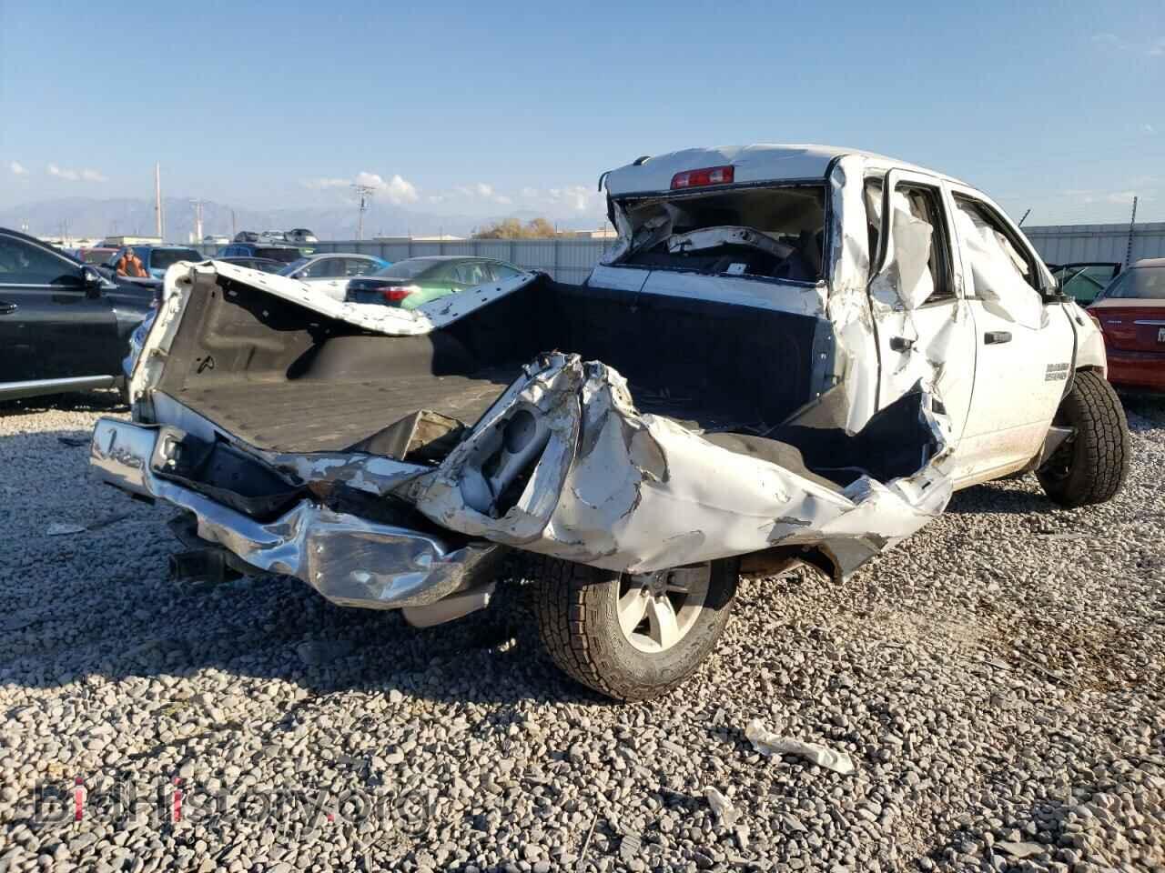 2017 RAM 1500 - VIN: 1C6RR7FG1HS509838 - Photo 3