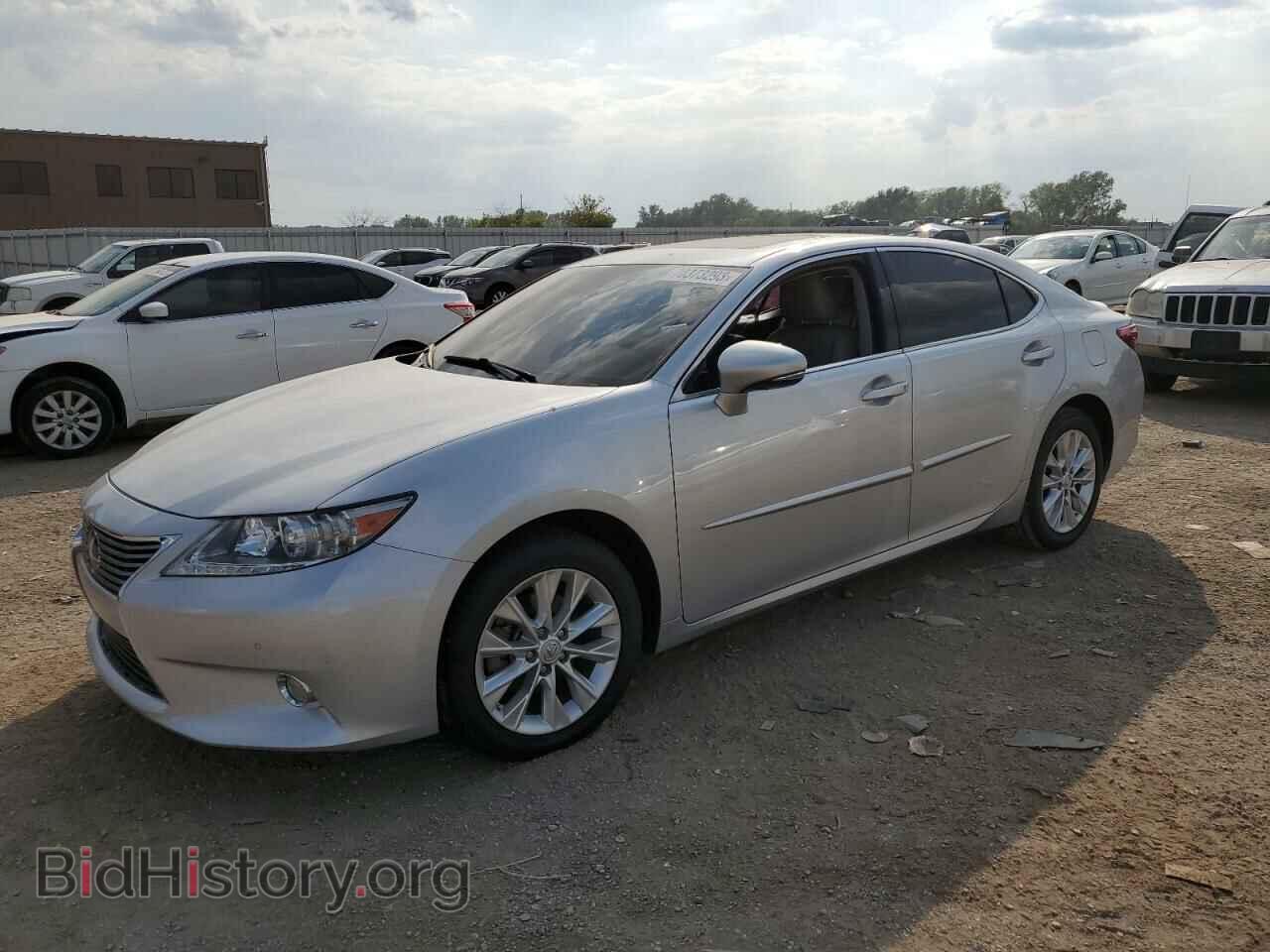 Photo JTHBW1GG4D2038355 - LEXUS ES300 2013