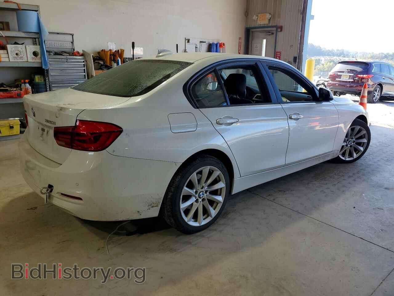 2018 BMW 3 SERIES - VIN: WBA8A3C53JA492153 - Фото 3