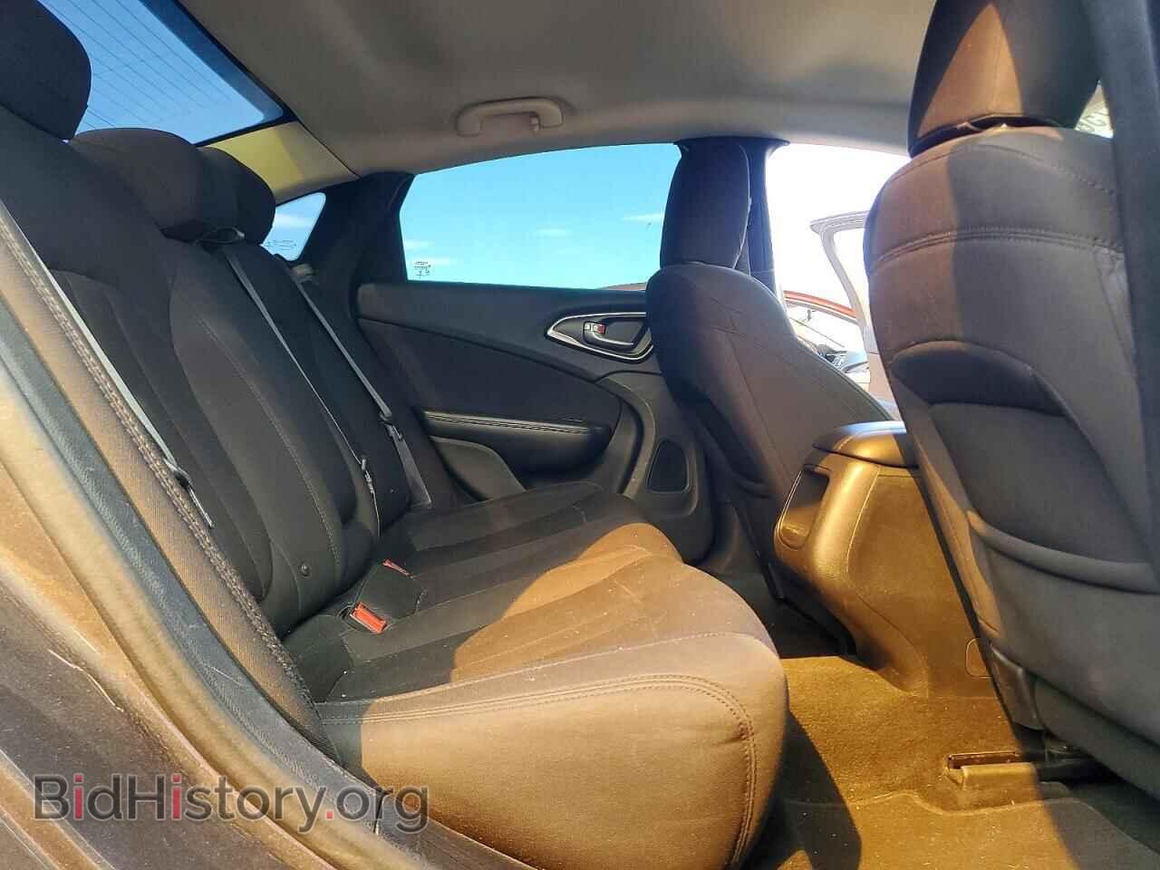 2015 CHRYSLER 200 - VIN: 1C3CCCAB4FN596932 - Photo 10
