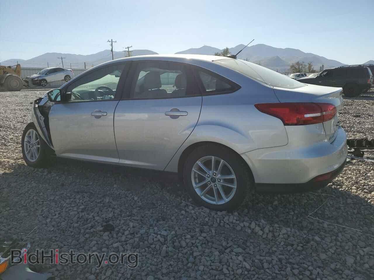2018 FORD FOCUS - VIN: 1FADP3F27JL204789 - Фото 2