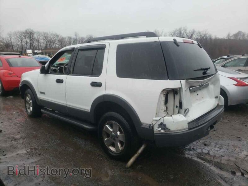 2006 Ford EXPLORER (VIN 1FMEU73E06UB23479) — photo 2 of 13
