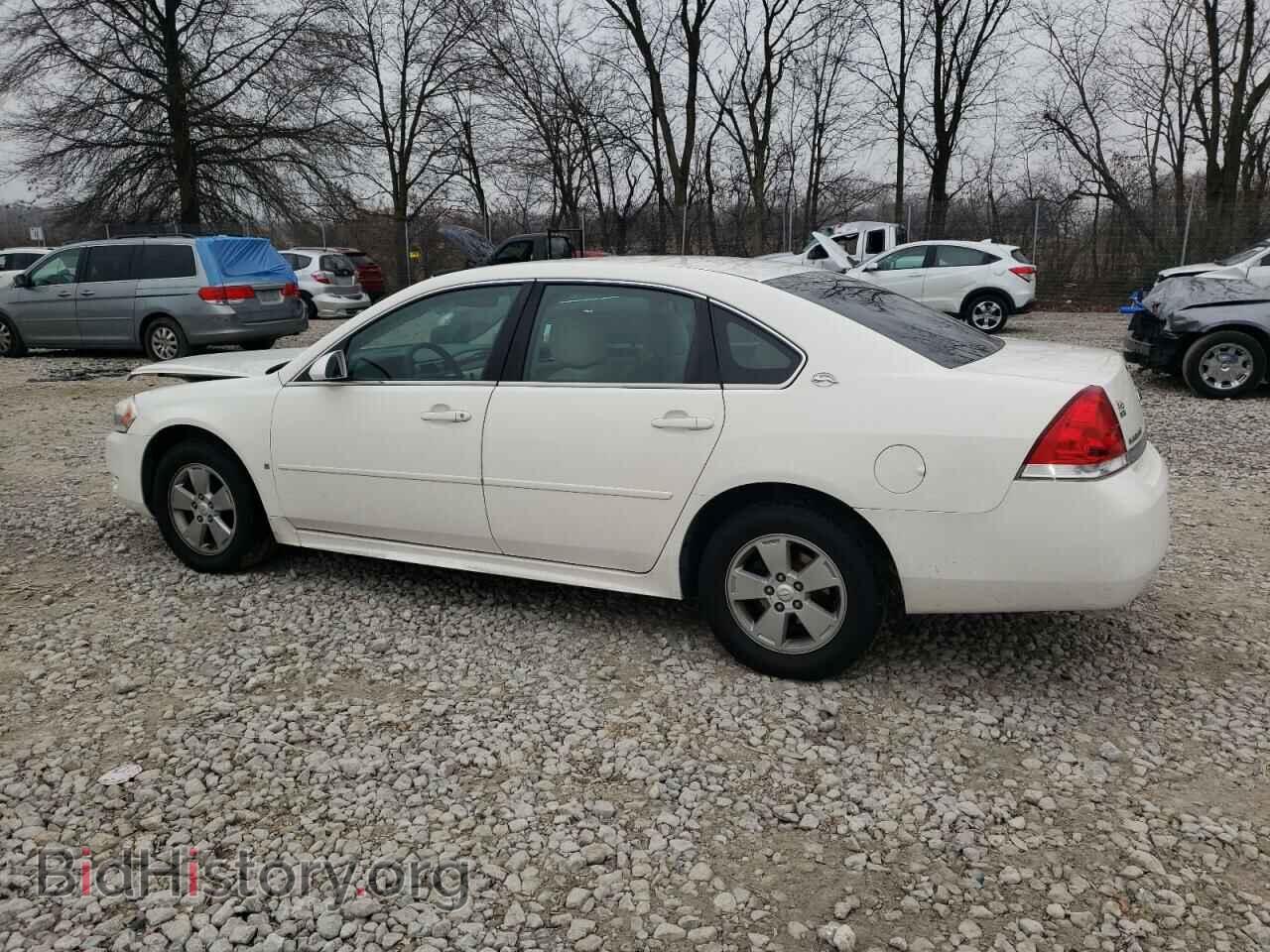 2009 CHEVROLET IMPALA - VIN: 2G1WT57K791309819 - Фото 2
