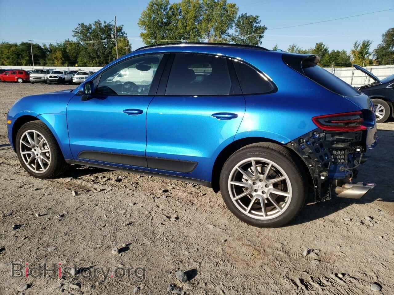 2017 PORSCHE MACAN - VIN: WP1AB2A58HLB20349 - Photo 2