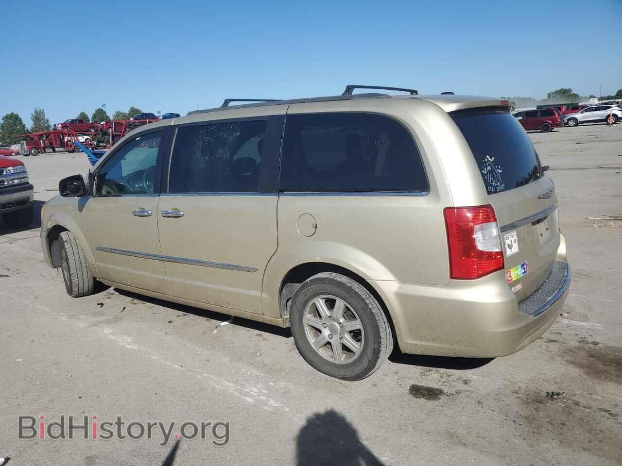 2011 CHRYSLER MINIVAN - VIN: 2A4RR5DG3BR746656 - Фото 2