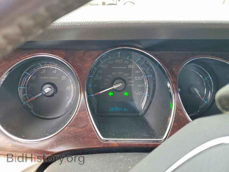 2011 Ford TAURUS (VIN 1FAHP2EW3BG184809) — фото 9 из 13