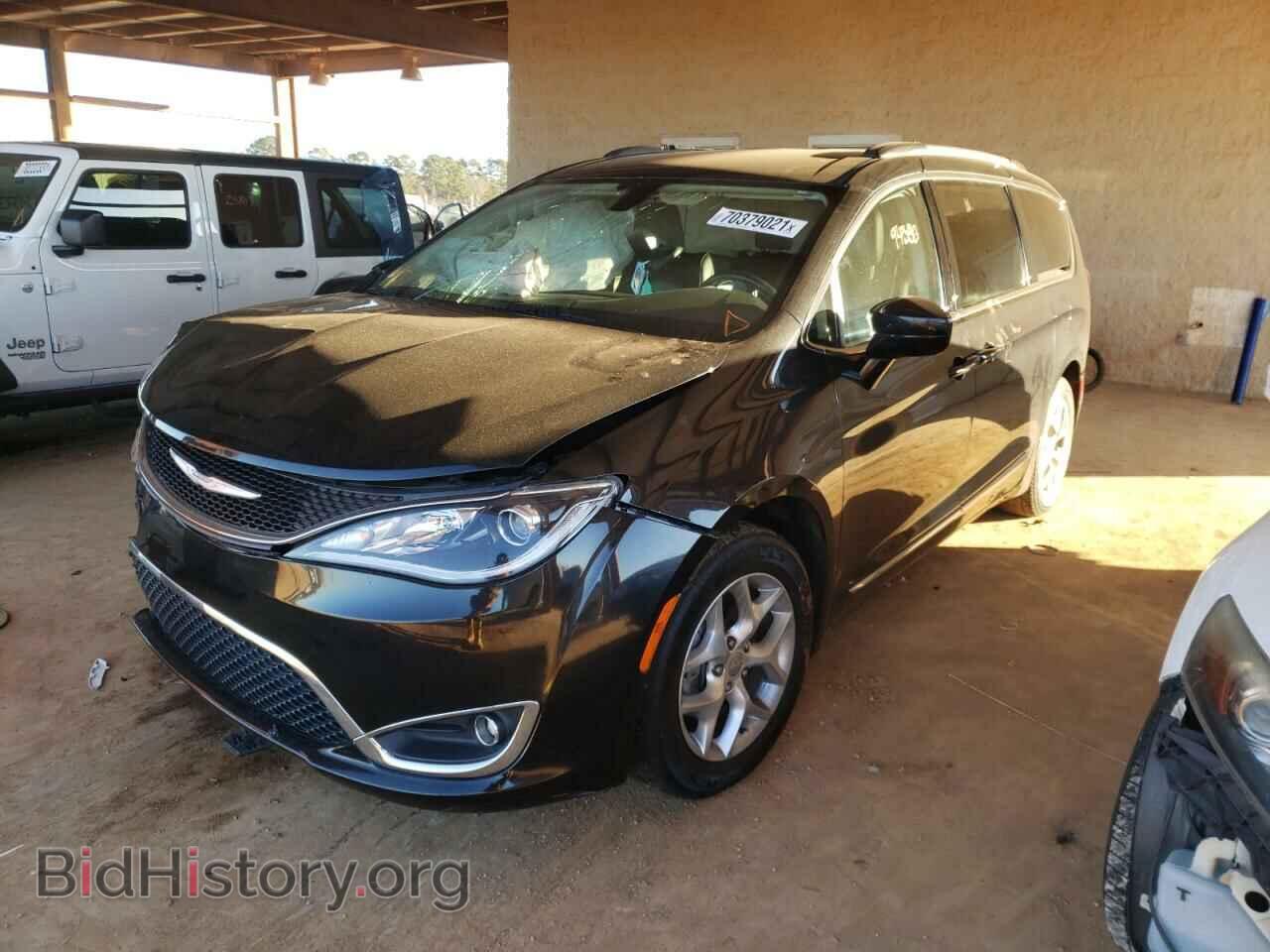 2017 CHRYSLER PACIFICA - VIN: 2C4RC1BG1HR762981 - Photo 2