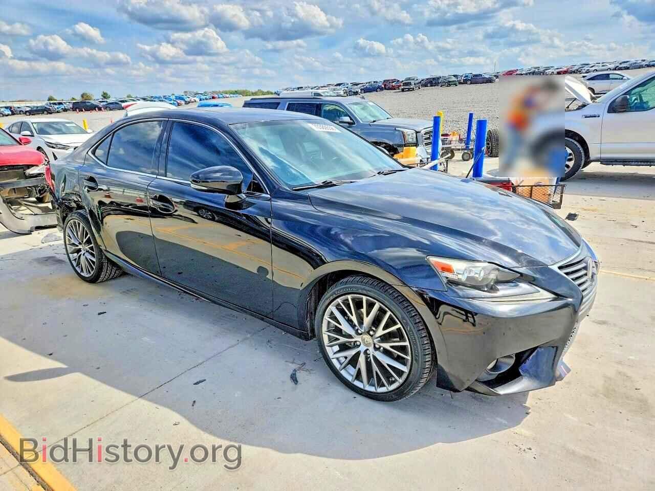 2014 LEXUS IS - VIN: JTHCF1D22E5011975 - Photo 4
