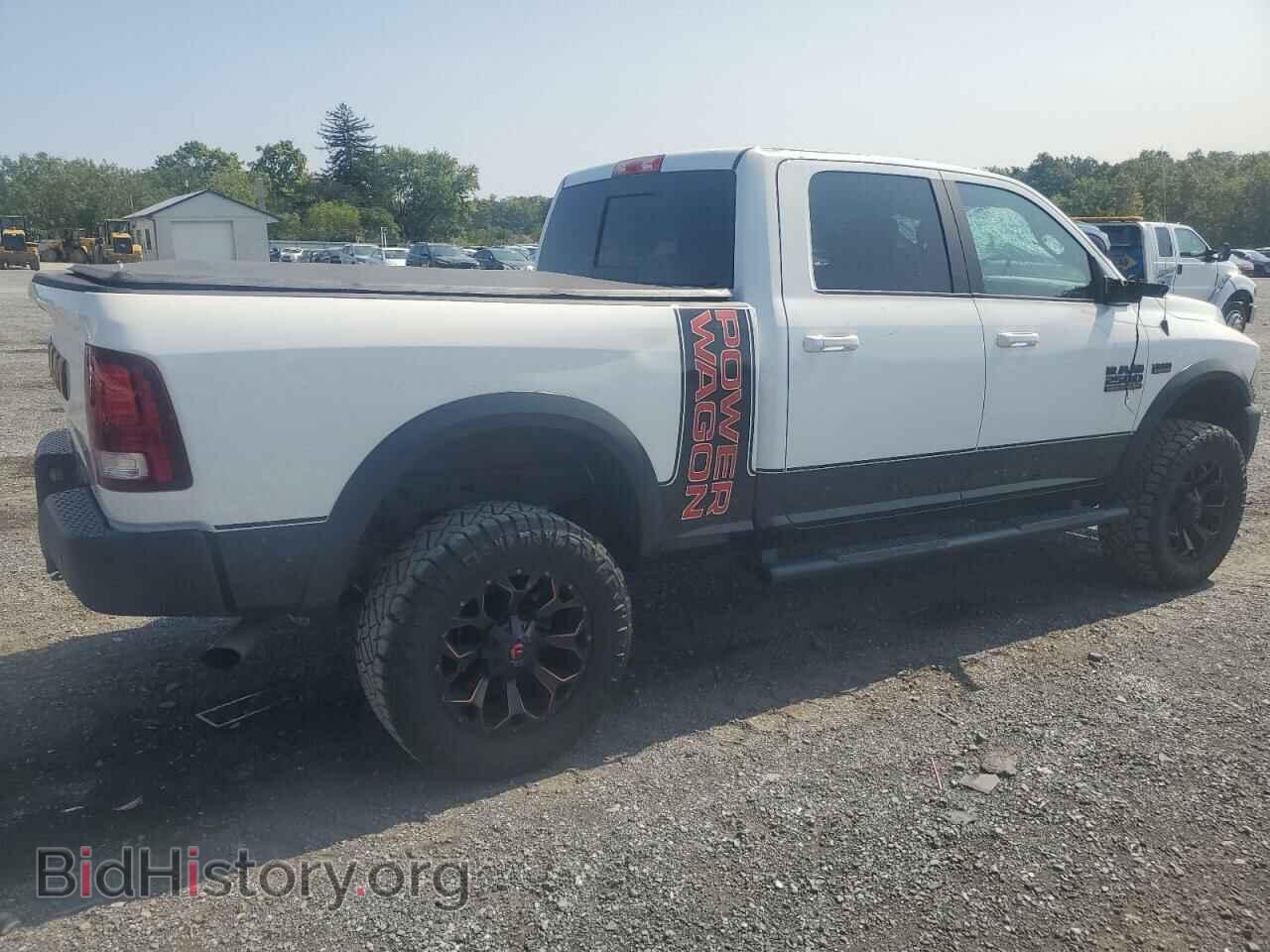 2018 RAM 2500 - VIN: 3C6TR5EJ8JG379710 - Photo 3