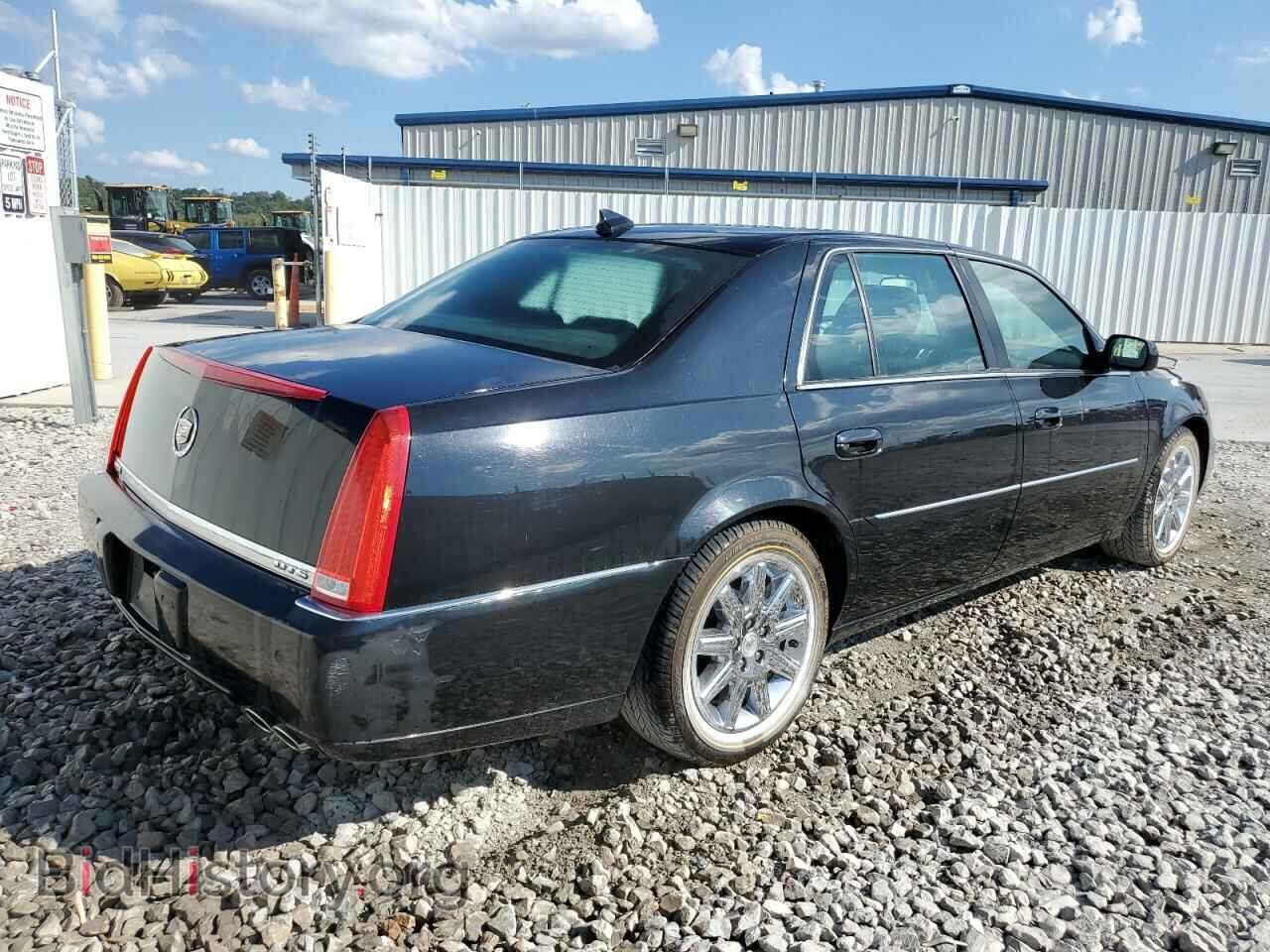 2011 CADILLAC DTS - VIN: 1G6KH5E62BU140044 - Photo 3