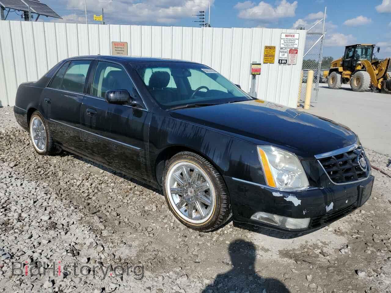 2011 CADILLAC DTS - VIN: 1G6KH5E62BU140044 - Photo 4