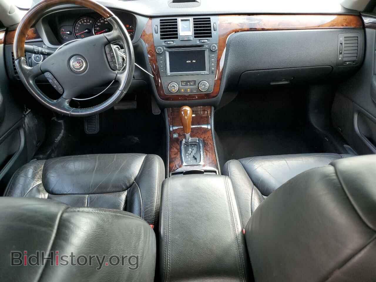 2011 CADILLAC DTS - VIN: 1G6KH5E62BU140044 - Photo 8