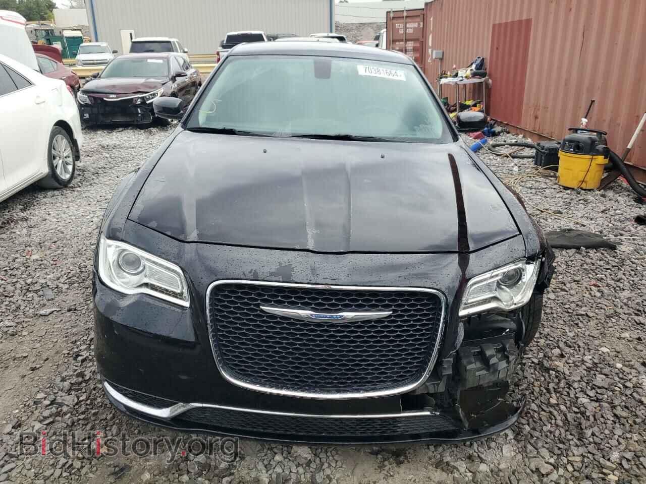 2018 CHRYSLER 300 - VIN: 2C3CCAAG0JH165053 - Фото 5