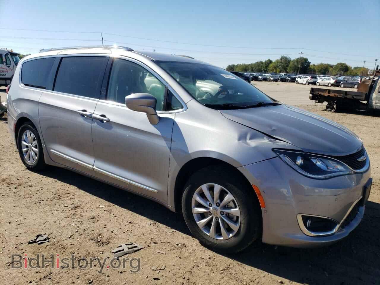2018 CHRYSLER PACIFICA - VIN: 2C4RC1BG9JR269779 - Фото 4