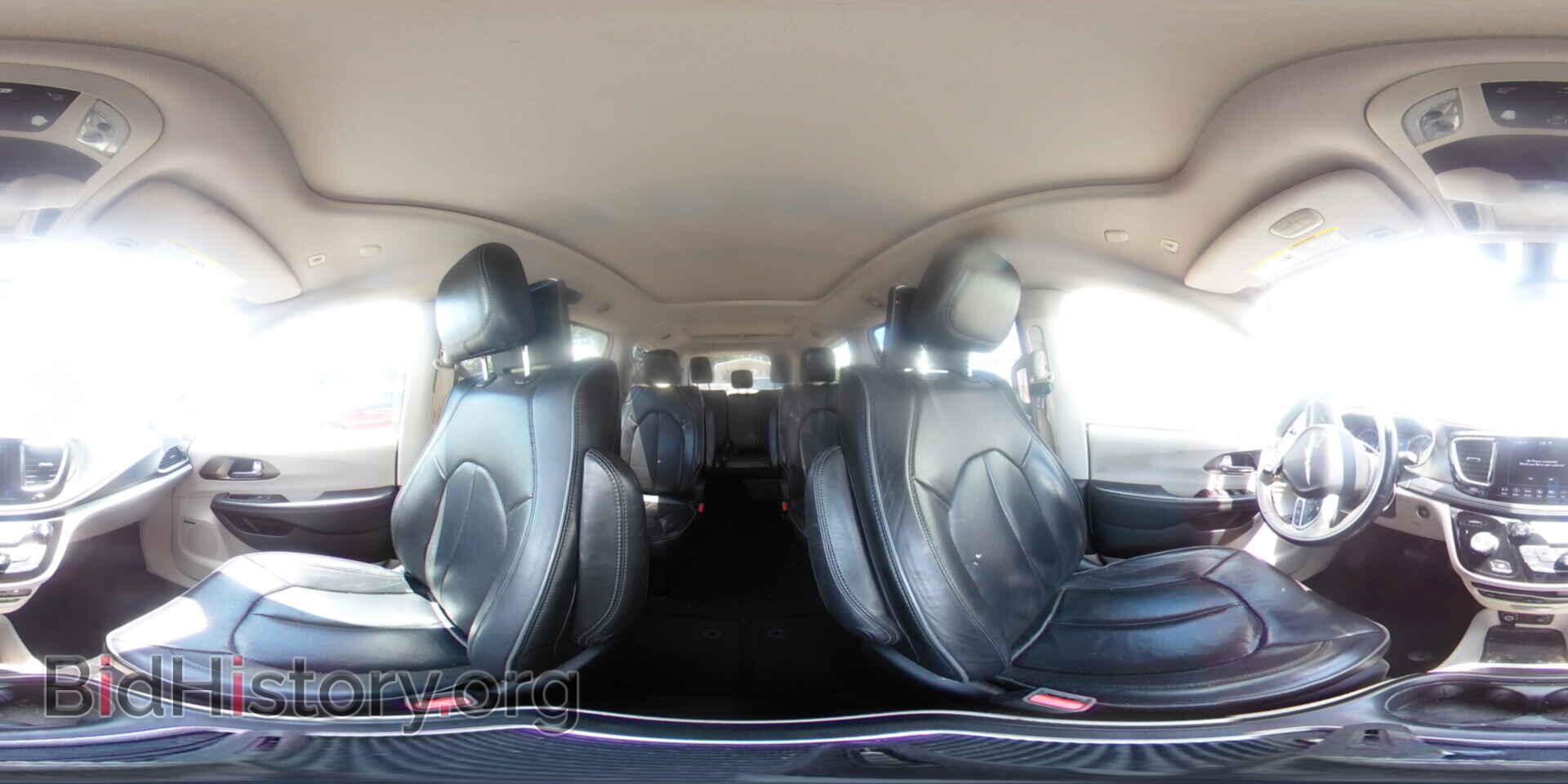 2018 CHRYSLER PACIFICA - VIN: 2C4RC1GG9JR226469 - Фото 16