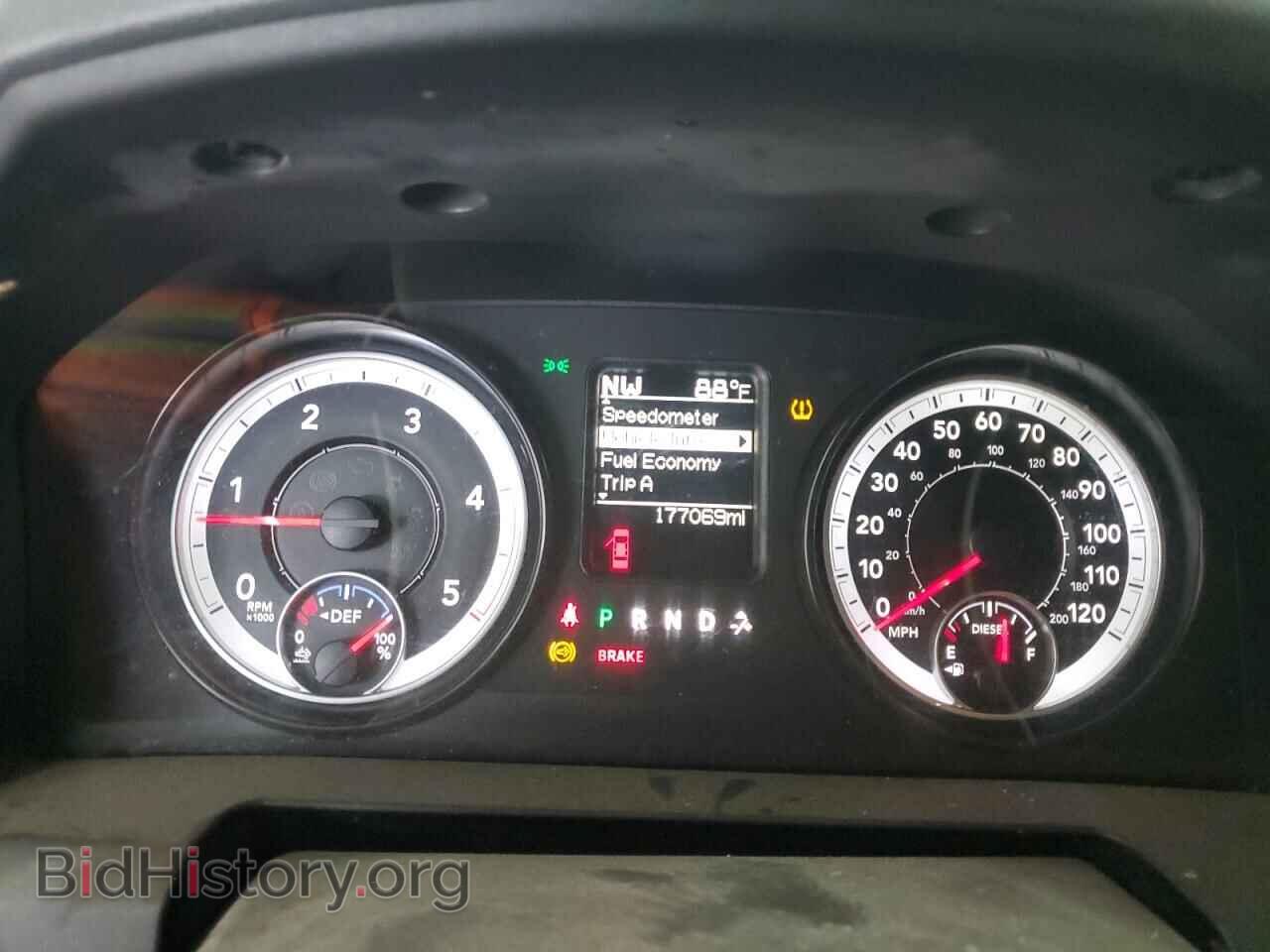 2014 DODGE All Models - VIN: 3C6UR5HL3EG299500 - Photo 9