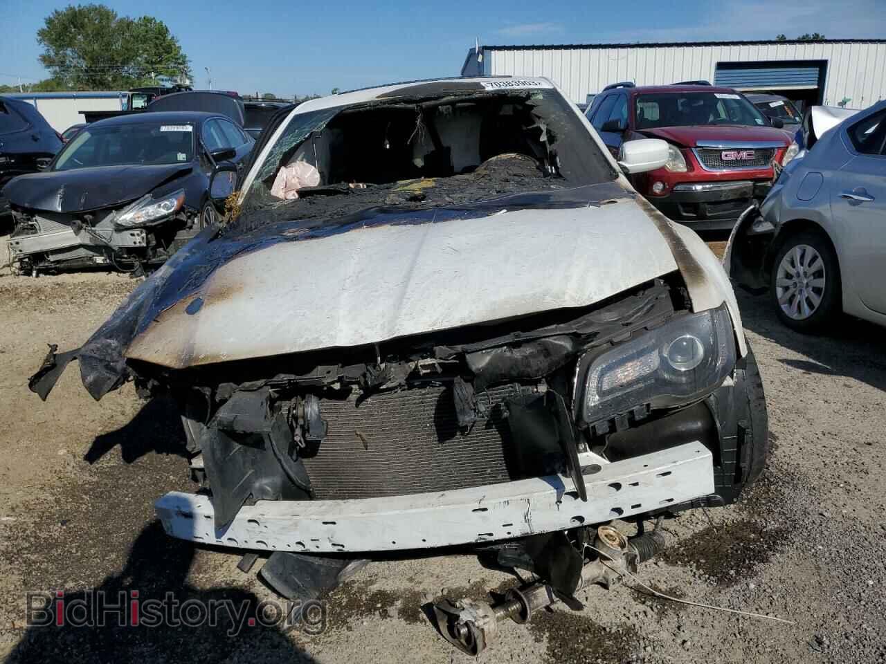 2019 CHRYSLER 300 - VIN: 2C3CCABG7KH690675 - Photo 5
