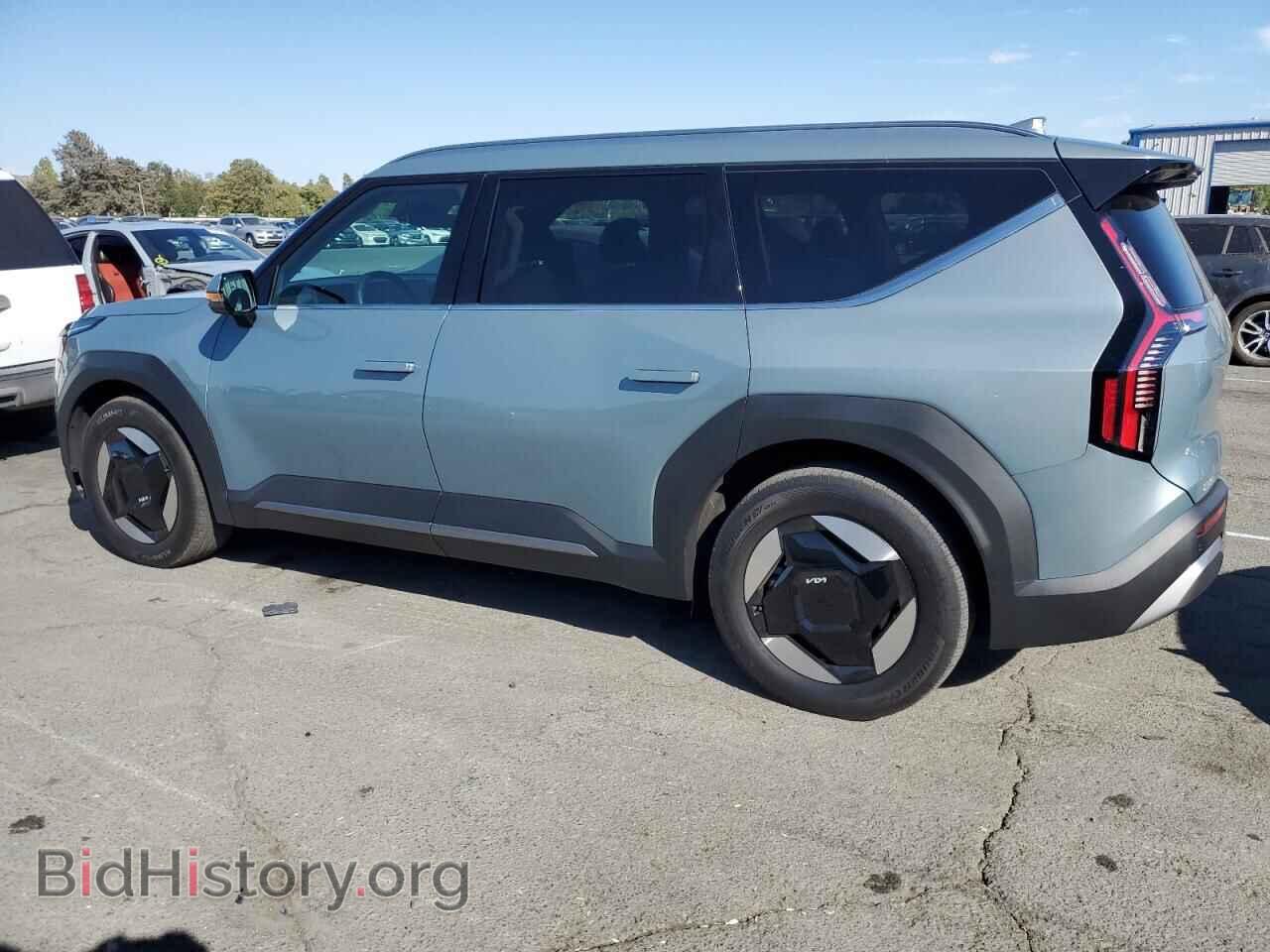 2024 KIA EV9 WIND - VIN: KNDAFFS54R6031597 - Фото 2