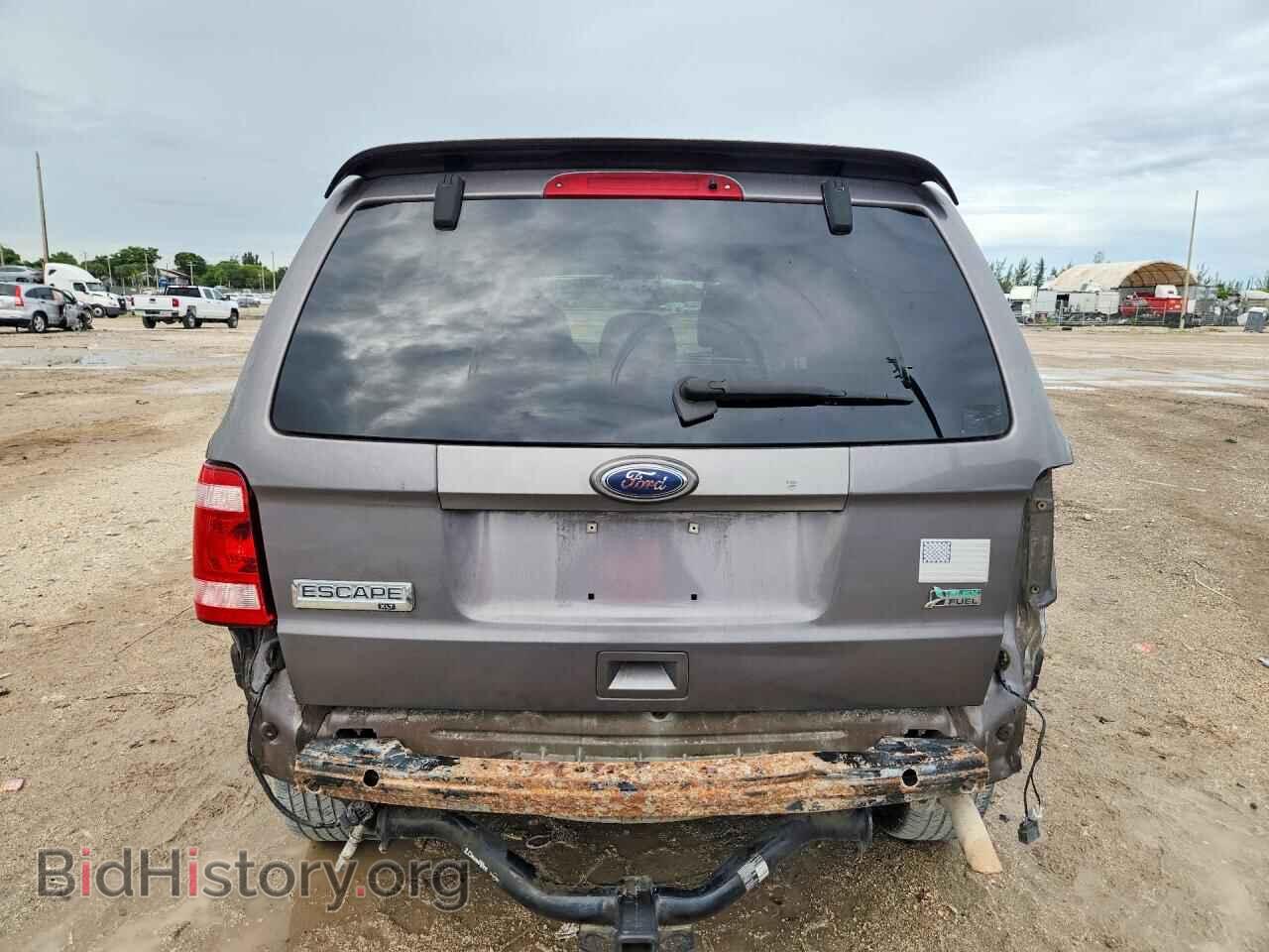 2011 FORD ESCAPE - VIN: 1FMCU0DG8BKA36742 - Photo 6