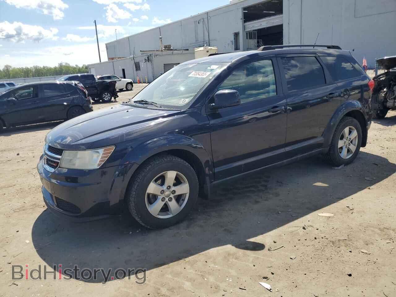 Фотография 3D4PH1FGXBT502377 - DODGE JOURNEY 2011