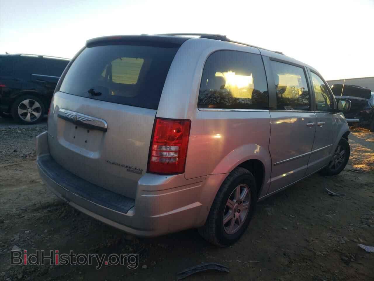 2010 CHRYSLER MINIVAN - VIN: 2A4RR5D18AR137105 - Фото 4