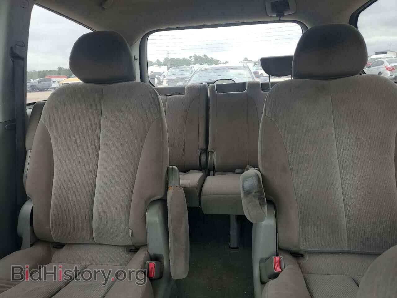 2011 KIA All Models - VIN: KNDMG4C71B6366658 - Фото 10