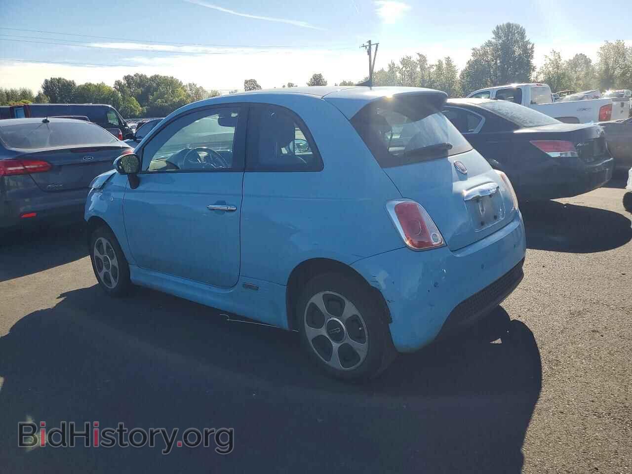 2017 FIAT 500 - VIN: 3C3CFFGE3HT563269 - Фото 2