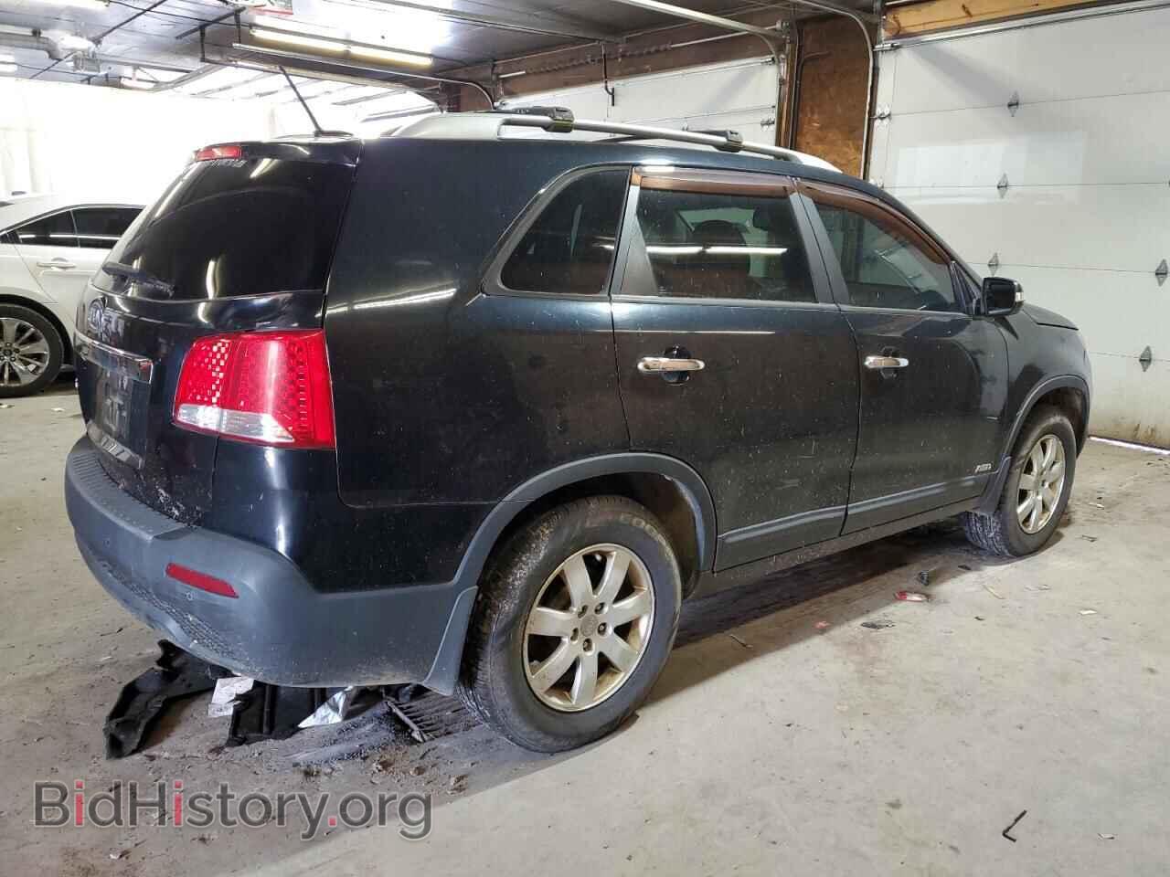 2012 KIA SORENTO - VIN: 5XYKTCA69CG215122 - Фото 3