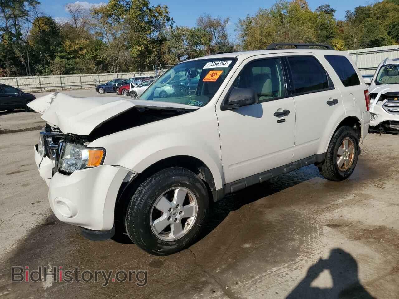 Фотография 1FMCU0D73CKA27660 - FORD ESCAPE 2012