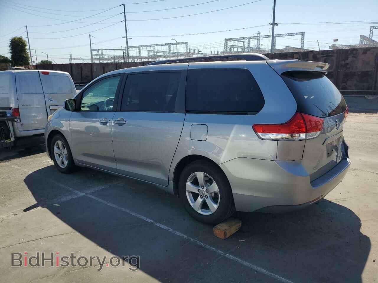 2011 TOYOTA All Models - VIN: 5TDKK3DC7BS042478 - Фото 2