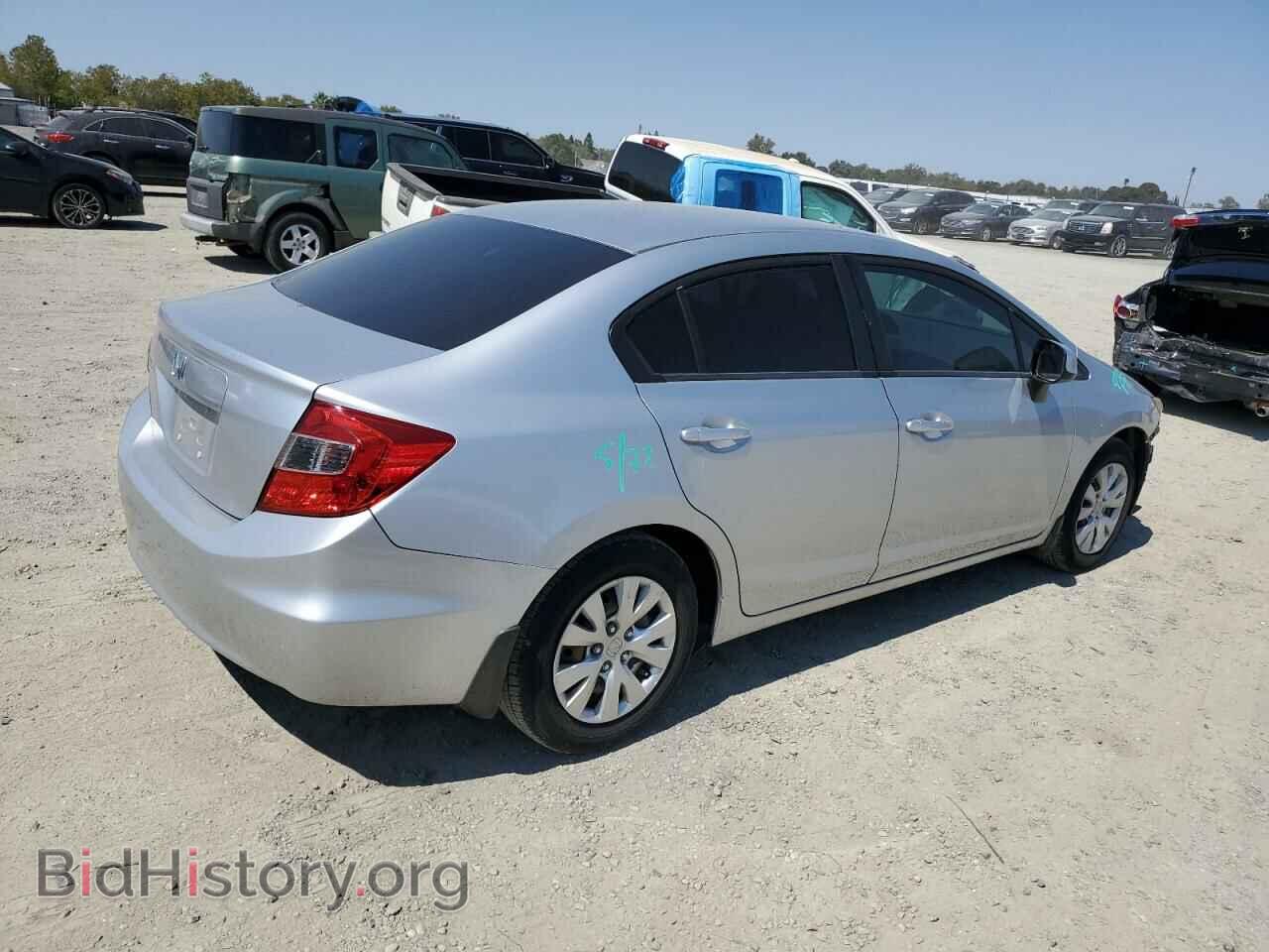 2012 HONDA CIVIC - VIN: 2HGFB2F56CH588233 - Фото 3