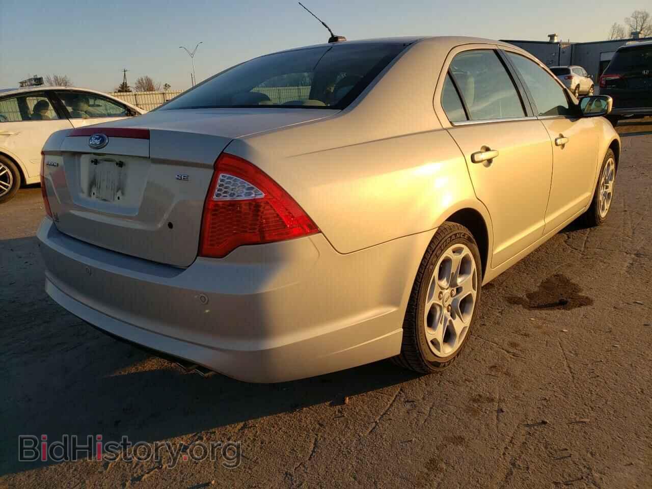 2010 FORD FUSION - VIN: 3FAHP0HA1AR408557 - Фото 3