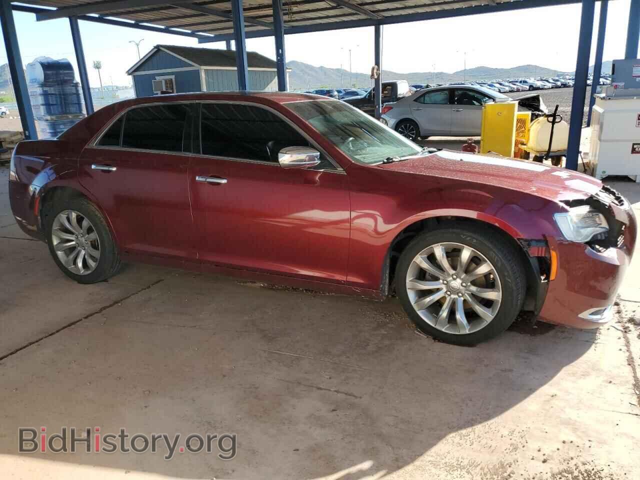 2019 CHRYSLER 300 - VIN: 2C3CCAEG5KH697992 - Фото 4