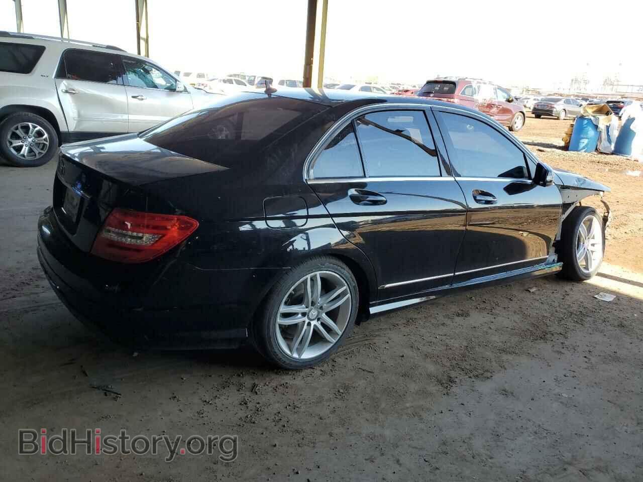 2014 MERCEDES-BENZ C-CLASS - VIN: WDDGF4HB0ER304903 - Фото 3