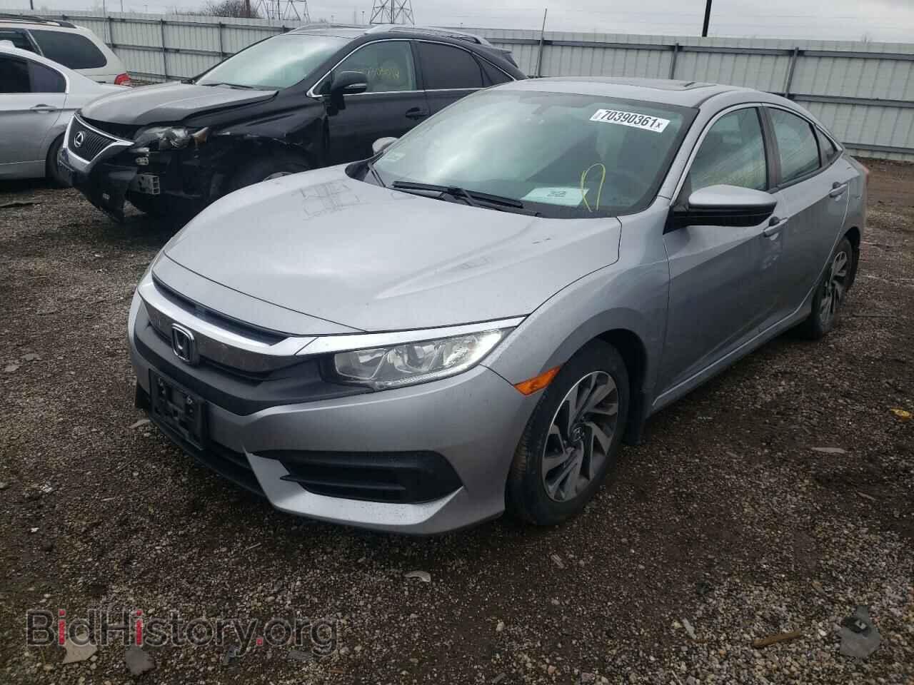 2018 HONDA CIVIC - VIN: 19XFC2F75JE009402 - Фото 2