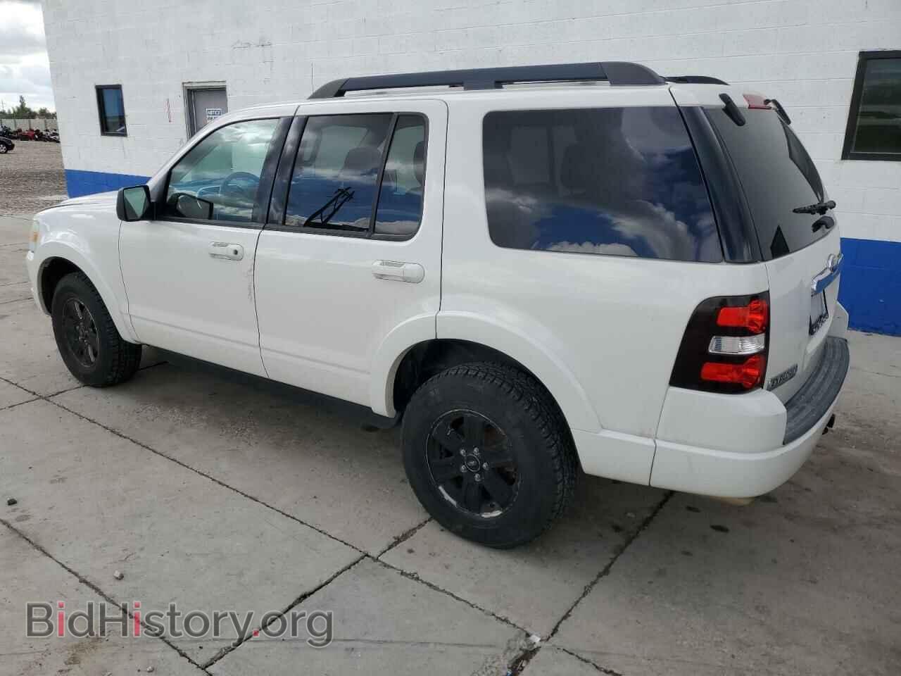 2010 FORD EXPLORER - VIN: 1FMEU7DE6AUB07584 - Фото 2