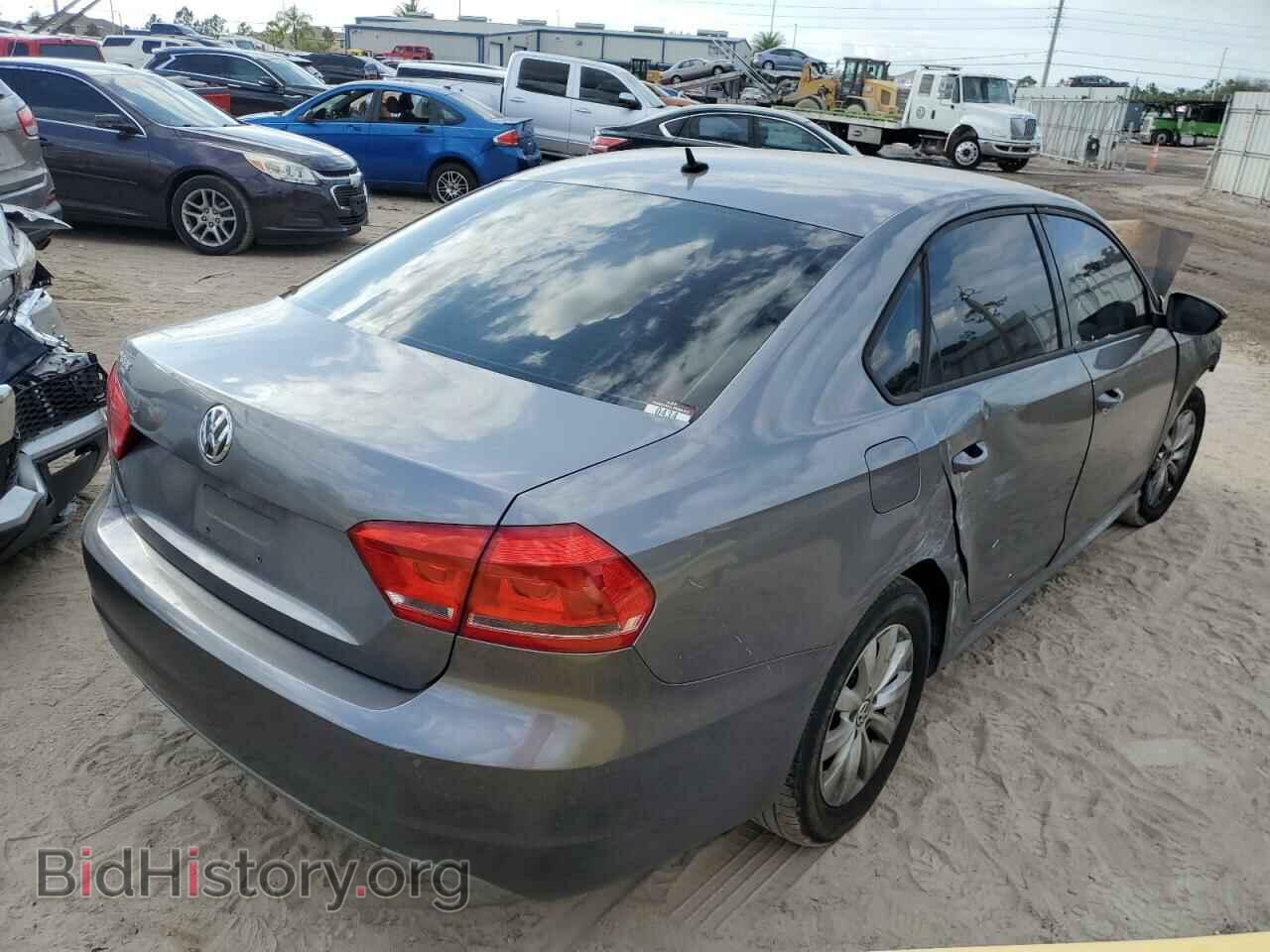 2012 VOLKSWAGEN PASSAT - VIN: 1VWAP7A39CC060568 - Фото 3