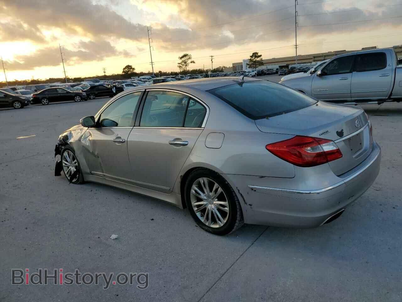 2012 HYUNDAI GENESIS - VIN: KMHGC4DD8CU166480 - Фото 2