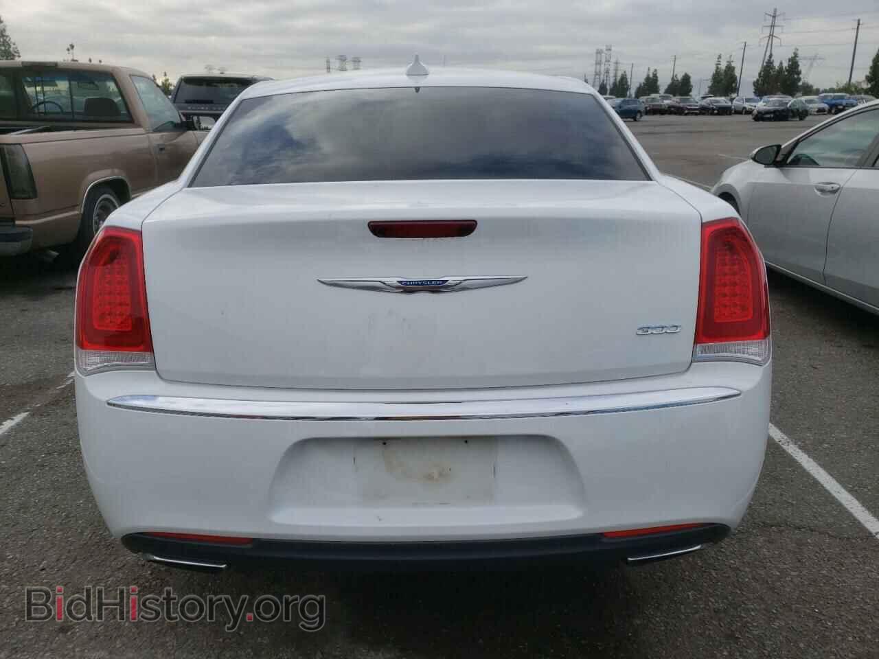 2017 CHRYSLER 300 - VIN: 2C3CCAAG8HH584536 - Фото 6
