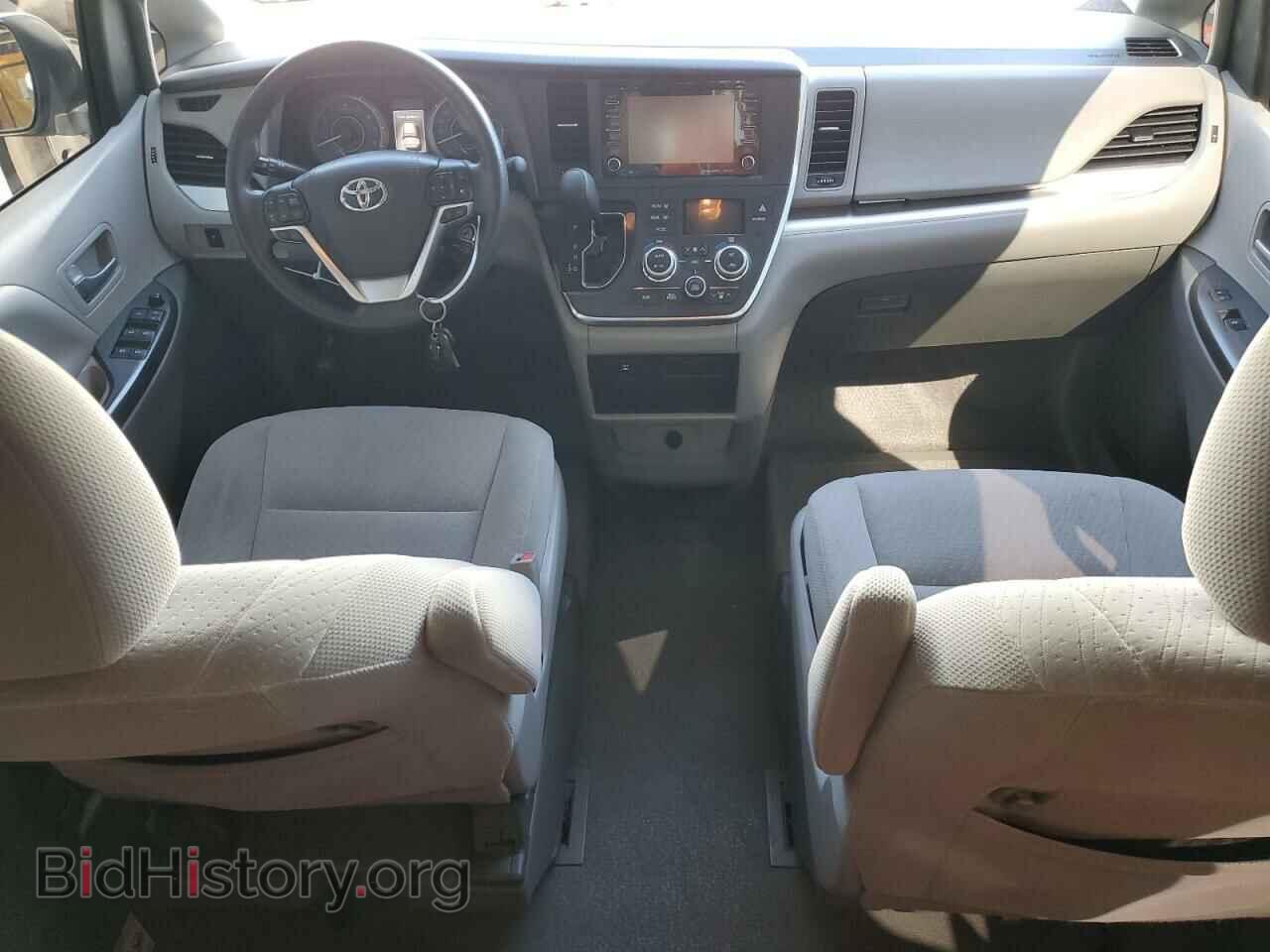 2018 TOYOTA All Models - VIN: 5TDKZ3DC3JS906632 - Фото 8