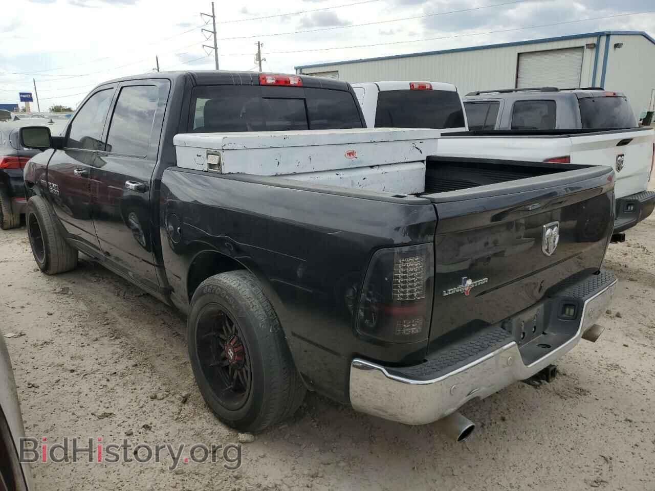 2016 RAM 1500 - VIN: 3C6RR6LT5GG388345 - Фото 2