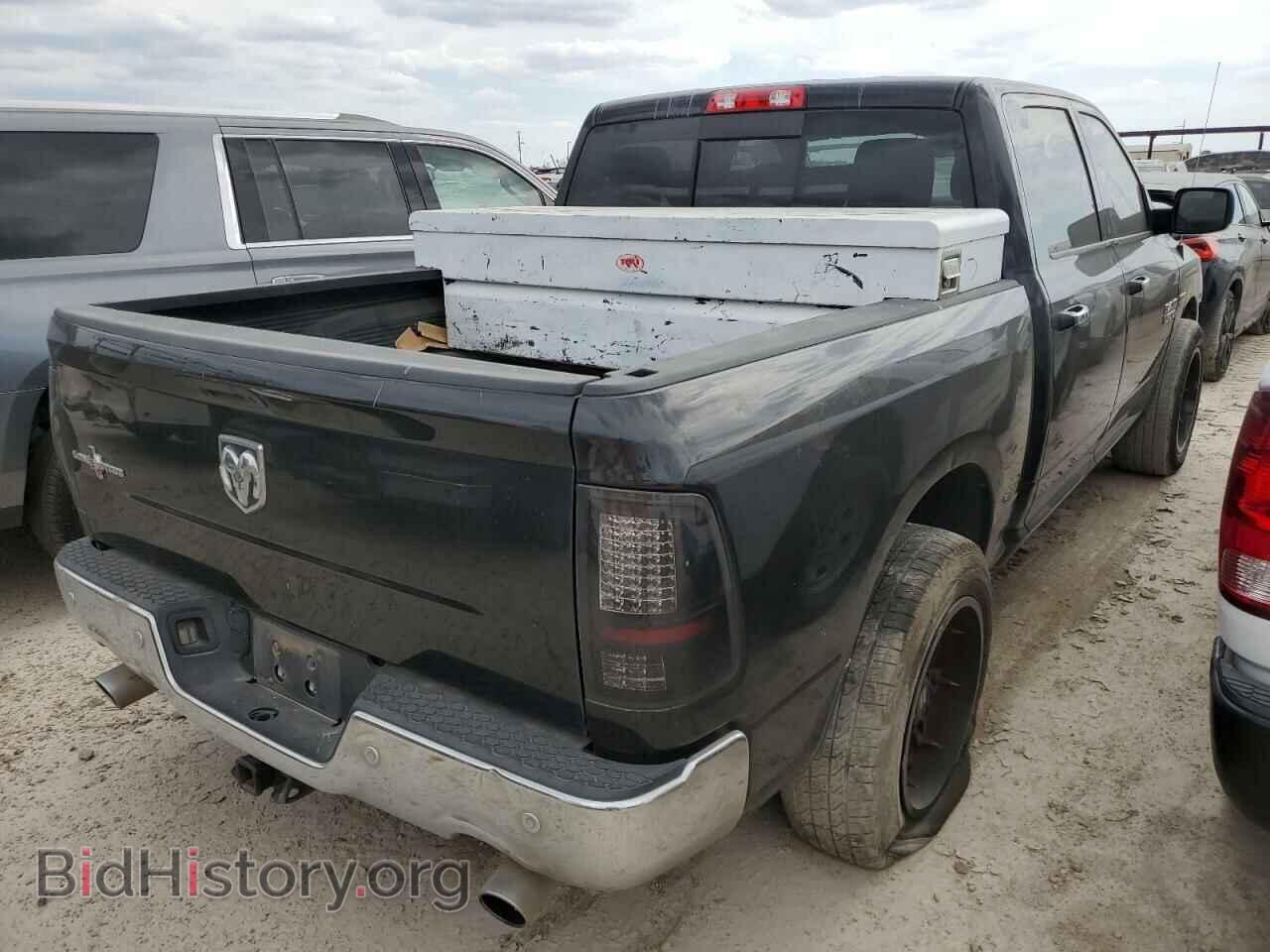 2016 RAM 1500 - VIN: 3C6RR6LT5GG388345 - Фото 3