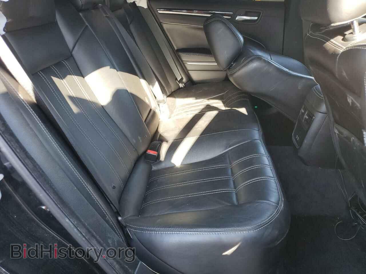 2018 CHRYSLER 300 - VIN: 2C3CCAGG7JH267568 - Photo 10