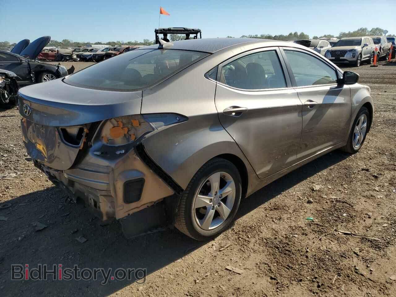 2012 HYUNDAI ELANTRA - VIN: 5NPDH4AE5CH081015 - Фото 3