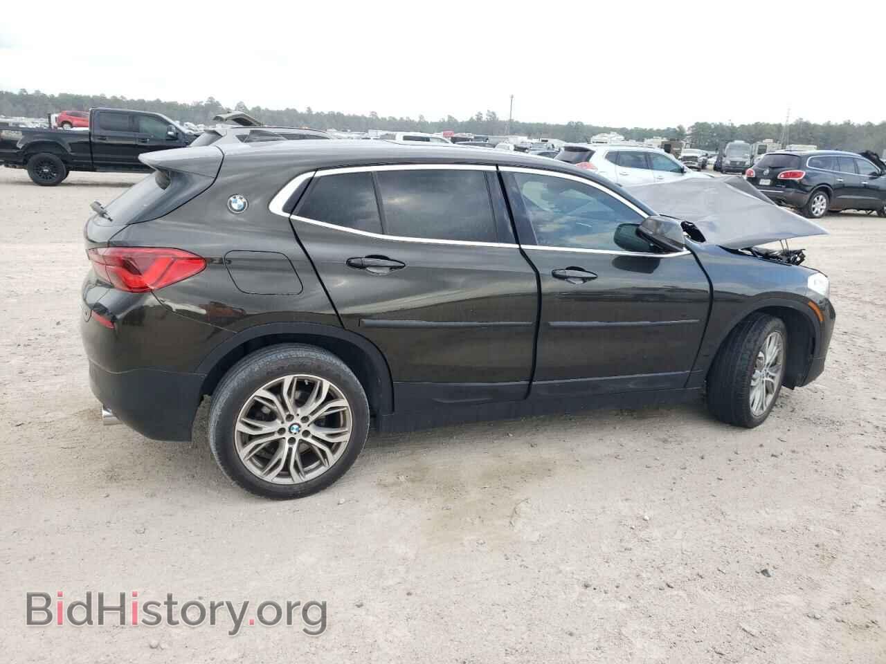 2018 BMW X2 - VIN: WBXYJ5C33JEF82401 - Фото 3